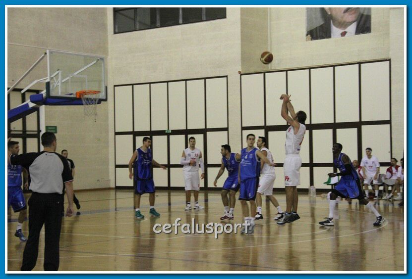 121223 Aquila 300_tn.jpg